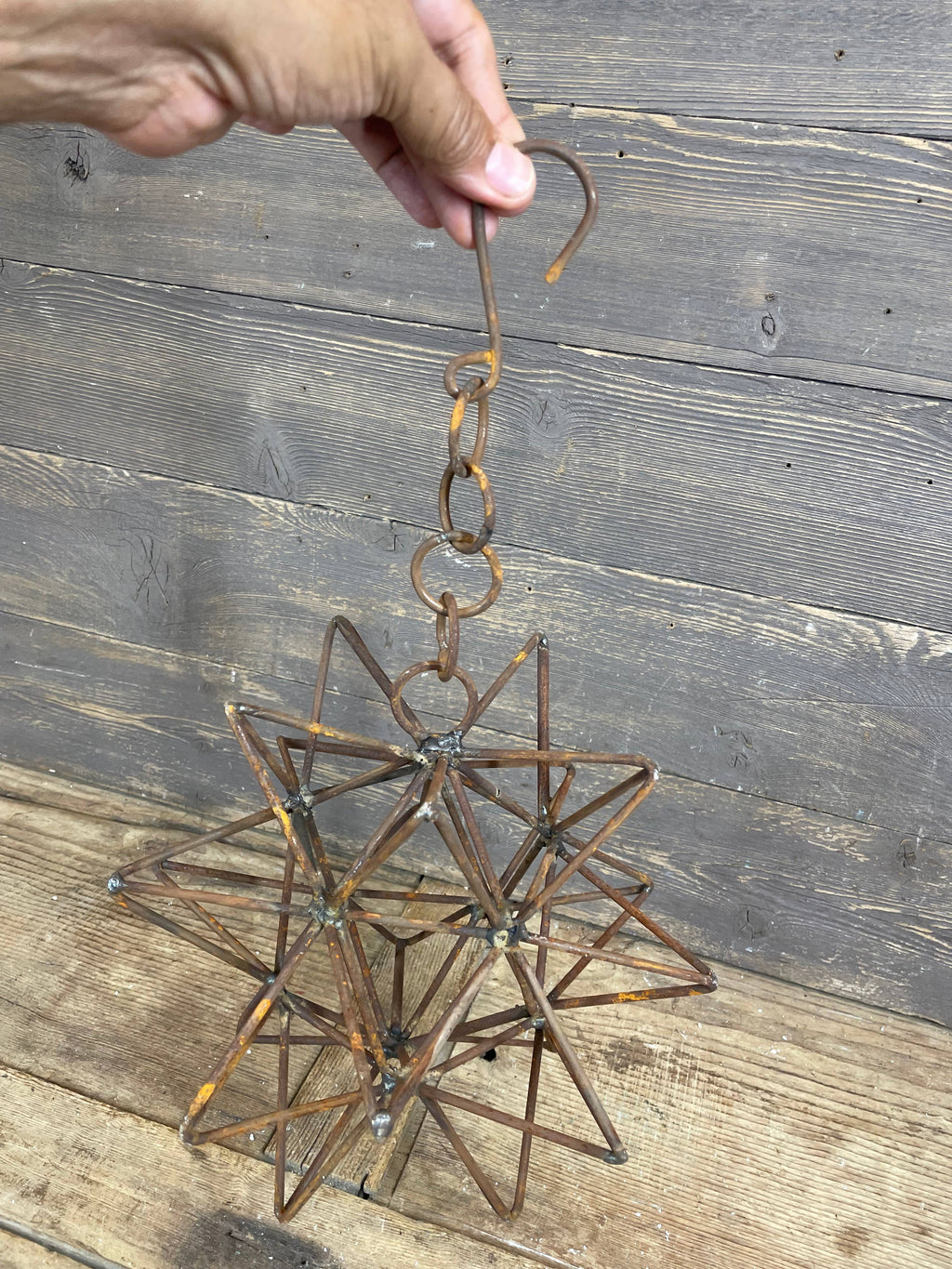 Rusty Farmhouse Iron Hanging Star-Primitive-Three Sizes-NEW