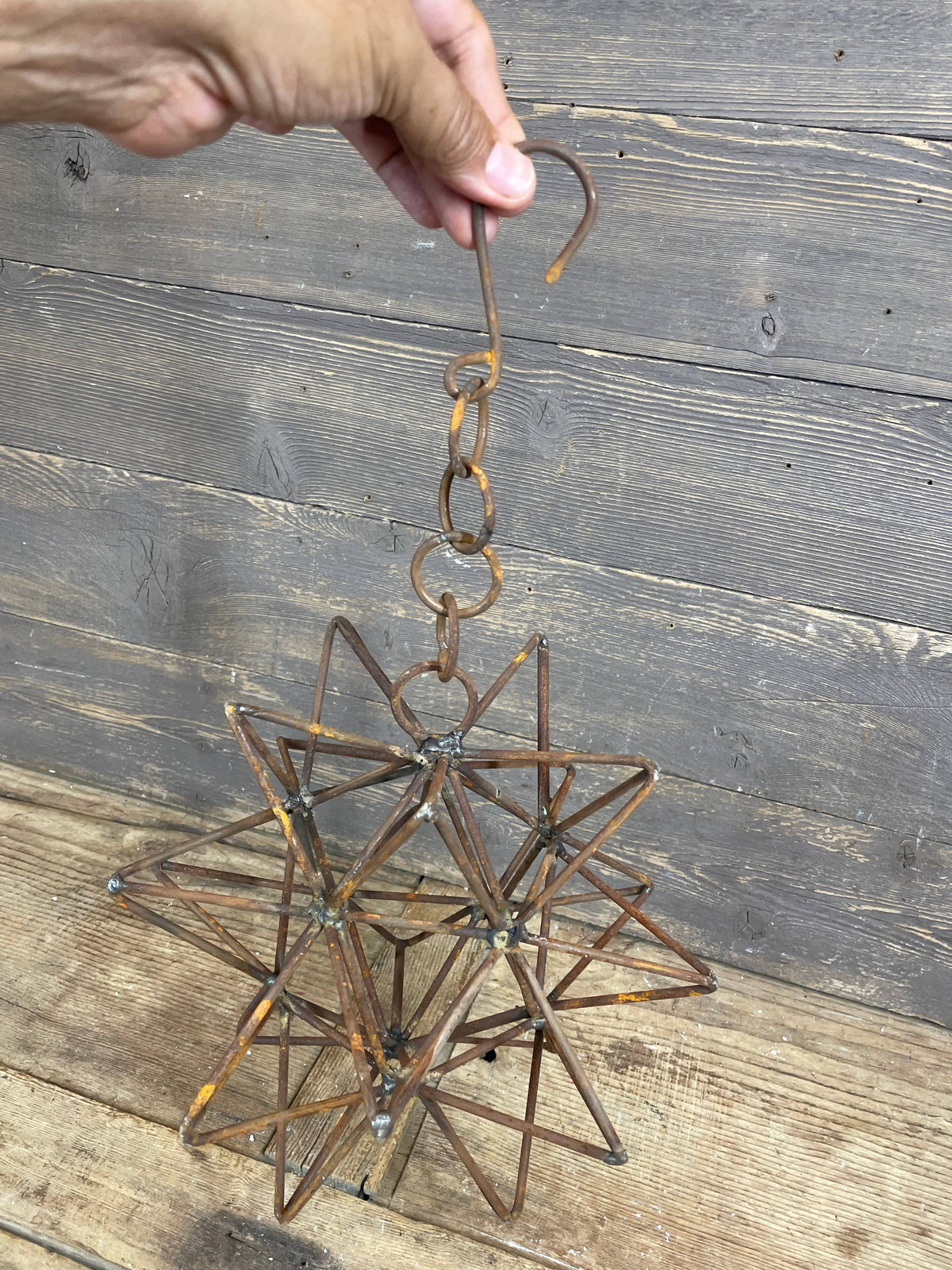 Rusty Farmhouse Iron Hanging Star-Primitive-Three Sizes-NEW