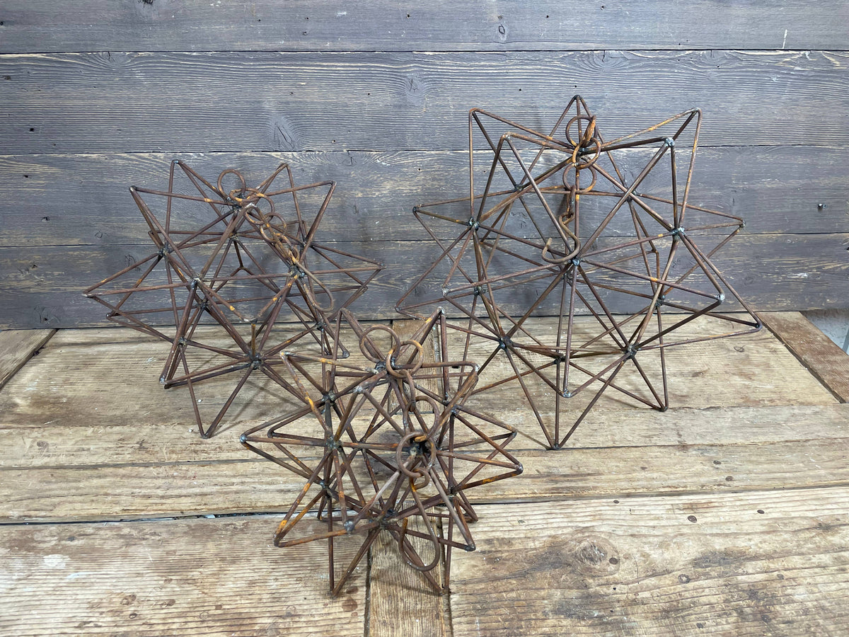 Rusty Farmhouse Iron Hanging Star-Primitive-Three Sizes-NEW